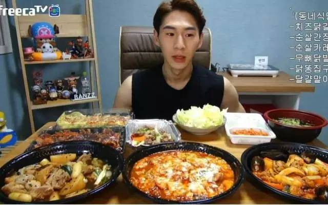奔驰哥最新吃播盛宴，味蕾狂欢与文化交融之夜