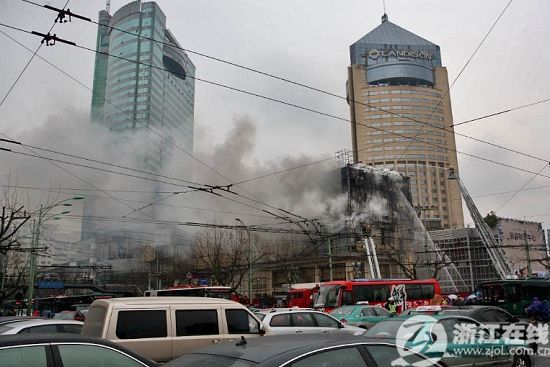 杭州爆炸事故最新消息图片，现场救援与事故进展全记录