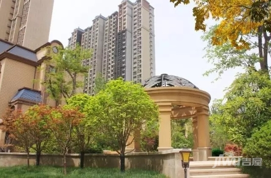 荥阳建海绿荫半岛房价与温馨家园故事揭秘
