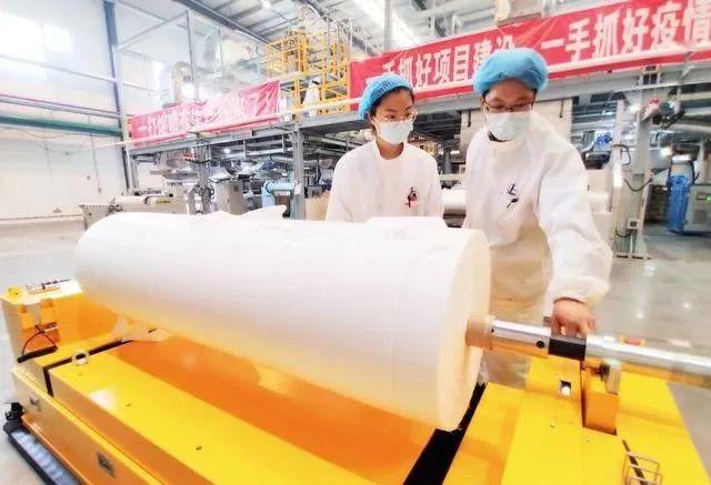 熔喷布最新论述，发展趋势、现状与挑战分析