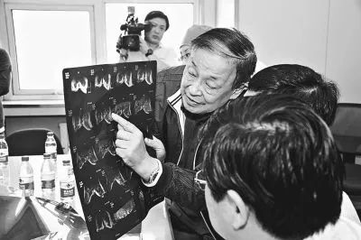 杏林春暖电影，医学传奇的温暖故事