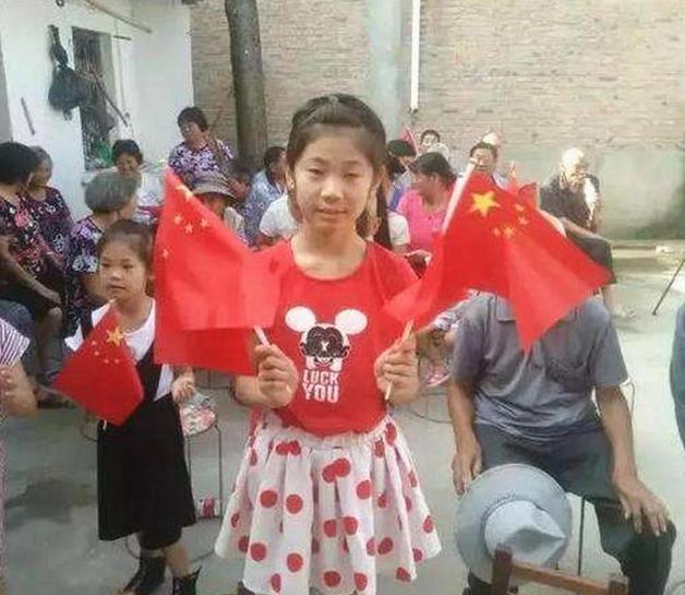 朱婷比赛照片，小巷深处的体育与美食之旅的奇遇时刻