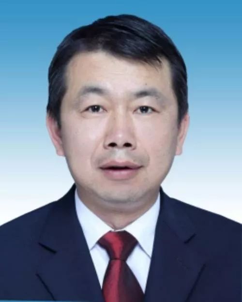 昆明最新干部公示,昆明最新干部公示，一场自然美景的探索之旅