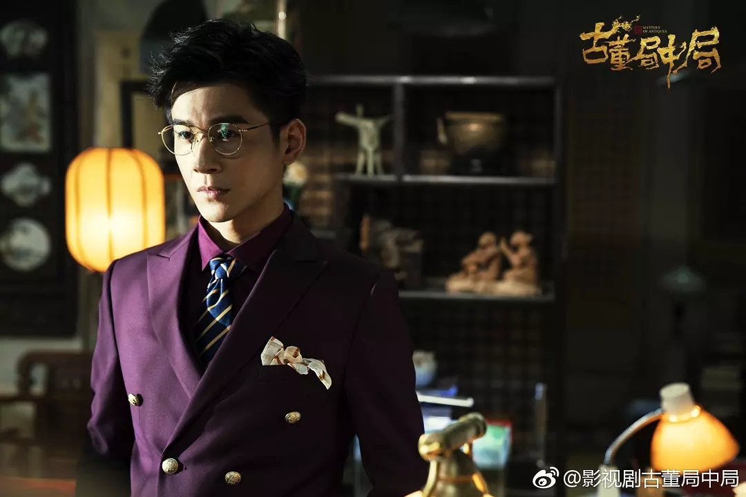 伊正，演艺之路的璀璨之星闪耀之旅