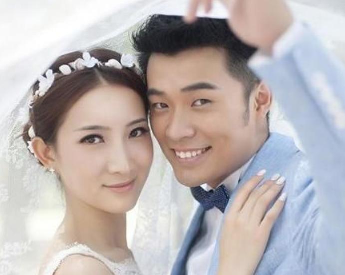 深度探讨明星恋爱综艺的影响与价值