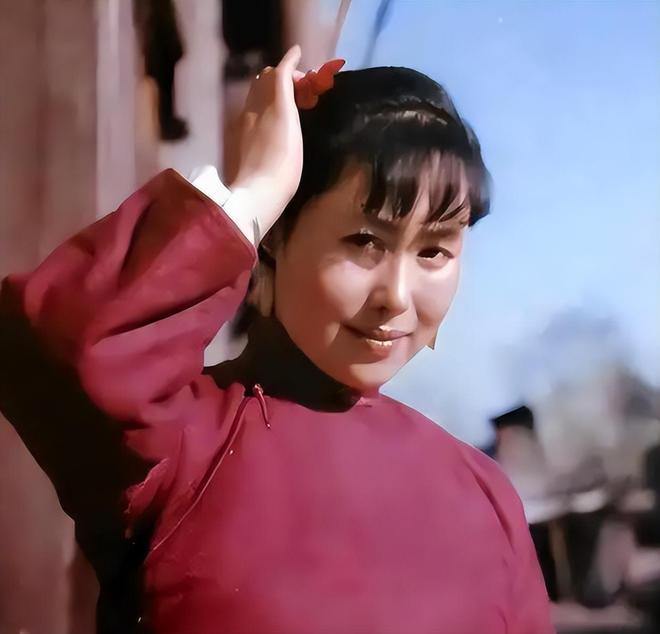 斯琴高娃主演电视剧，自然美景之旅唤醒内心平静的探索